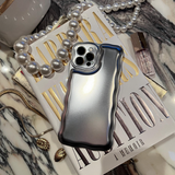 WAVY CASE SILVER